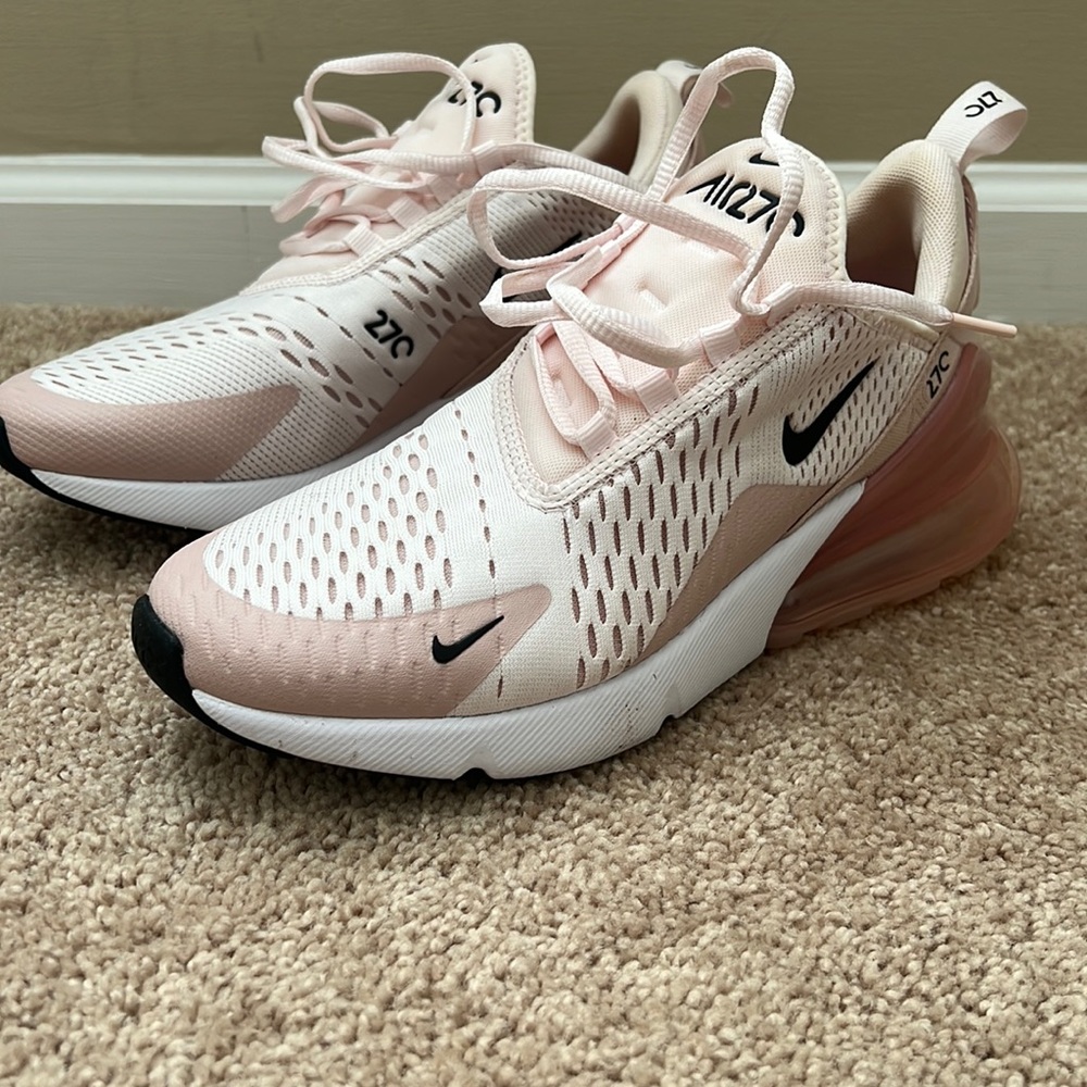 Nike Air Max 270